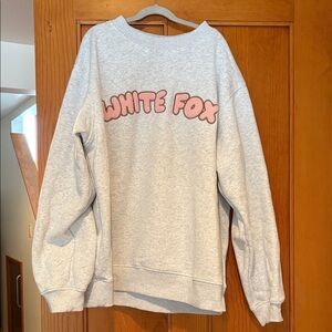 White Fox Gray Sweatshirt M/L